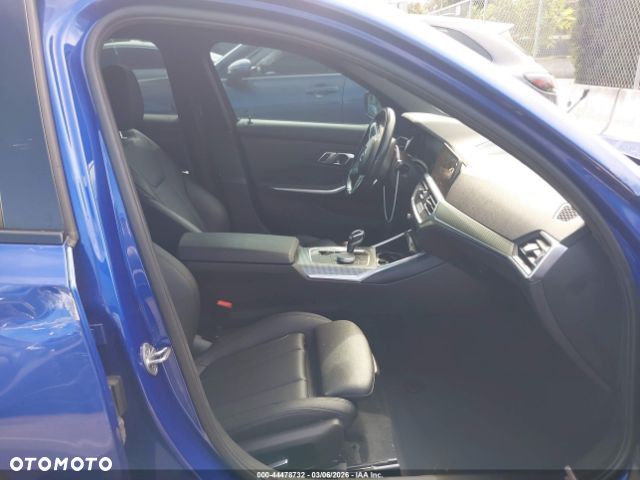 BMW Seria 3 330i Edition M Sport Shadow - 5