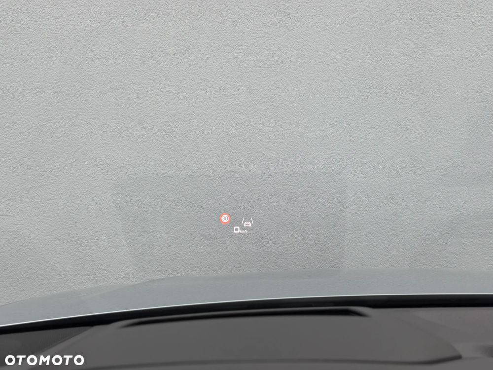 Audi SQ8 - 27
