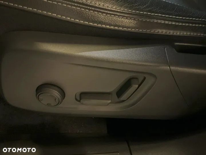 Volvo XC 40 T4 Momentum - 12