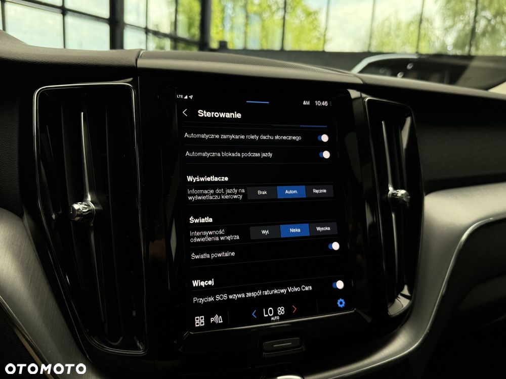 Volvo XC 60 T6 Plug-In Hybrid AWD Inscription - 38