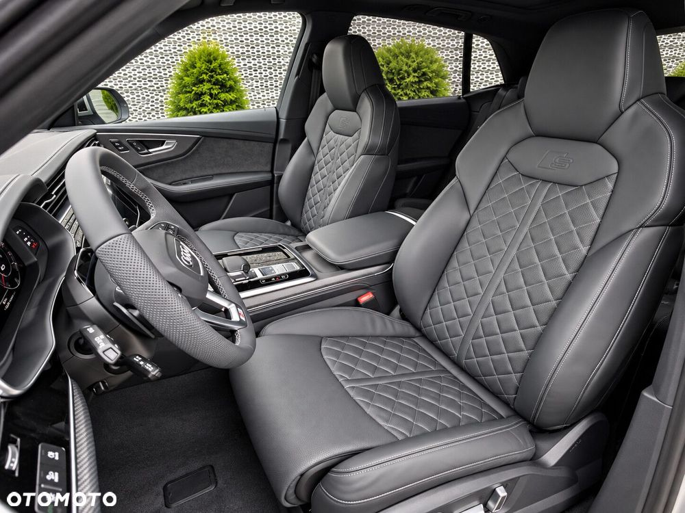 Audi Q8 - 15