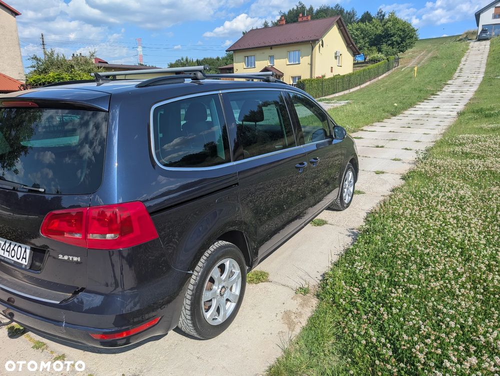 Volkswagen Sharan 2.0 TDI Comfortline DSG - 5