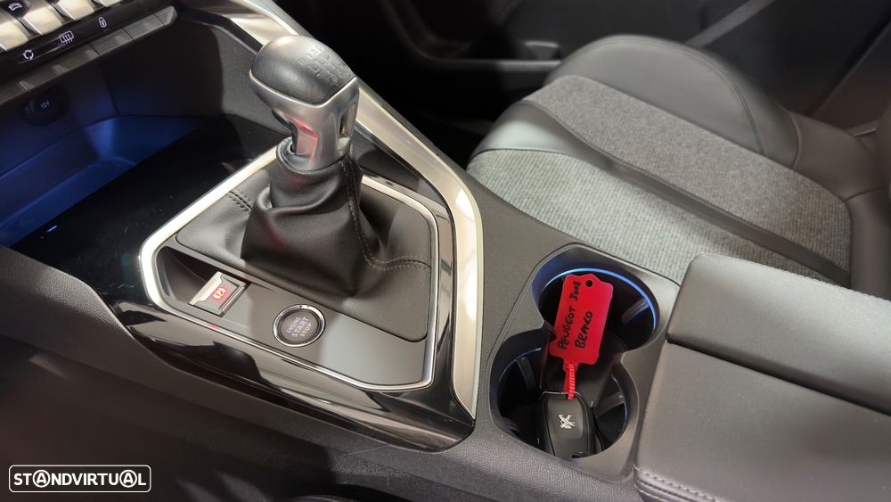 Peugeot 3008 1.2 PureTech Allure J18 - 31