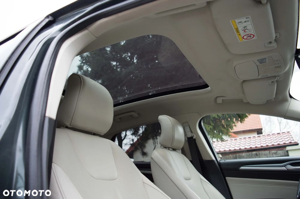 Ford Mondeo 2.0 TDCi Titanium - 28