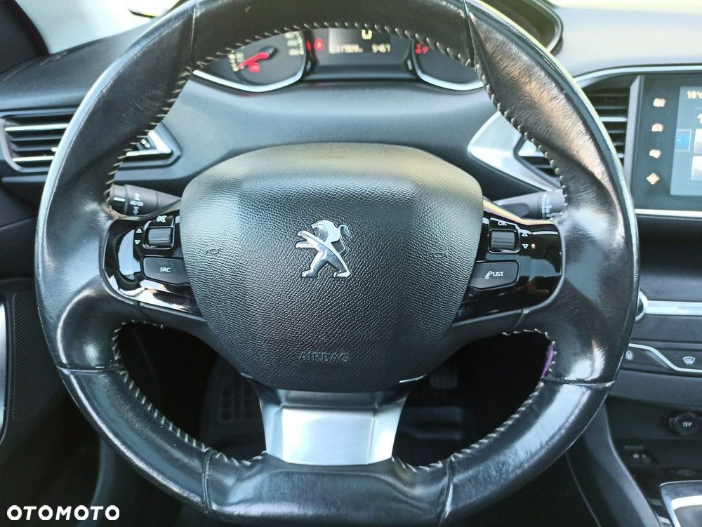 Peugeot 308 1.6 THP Allure - 14