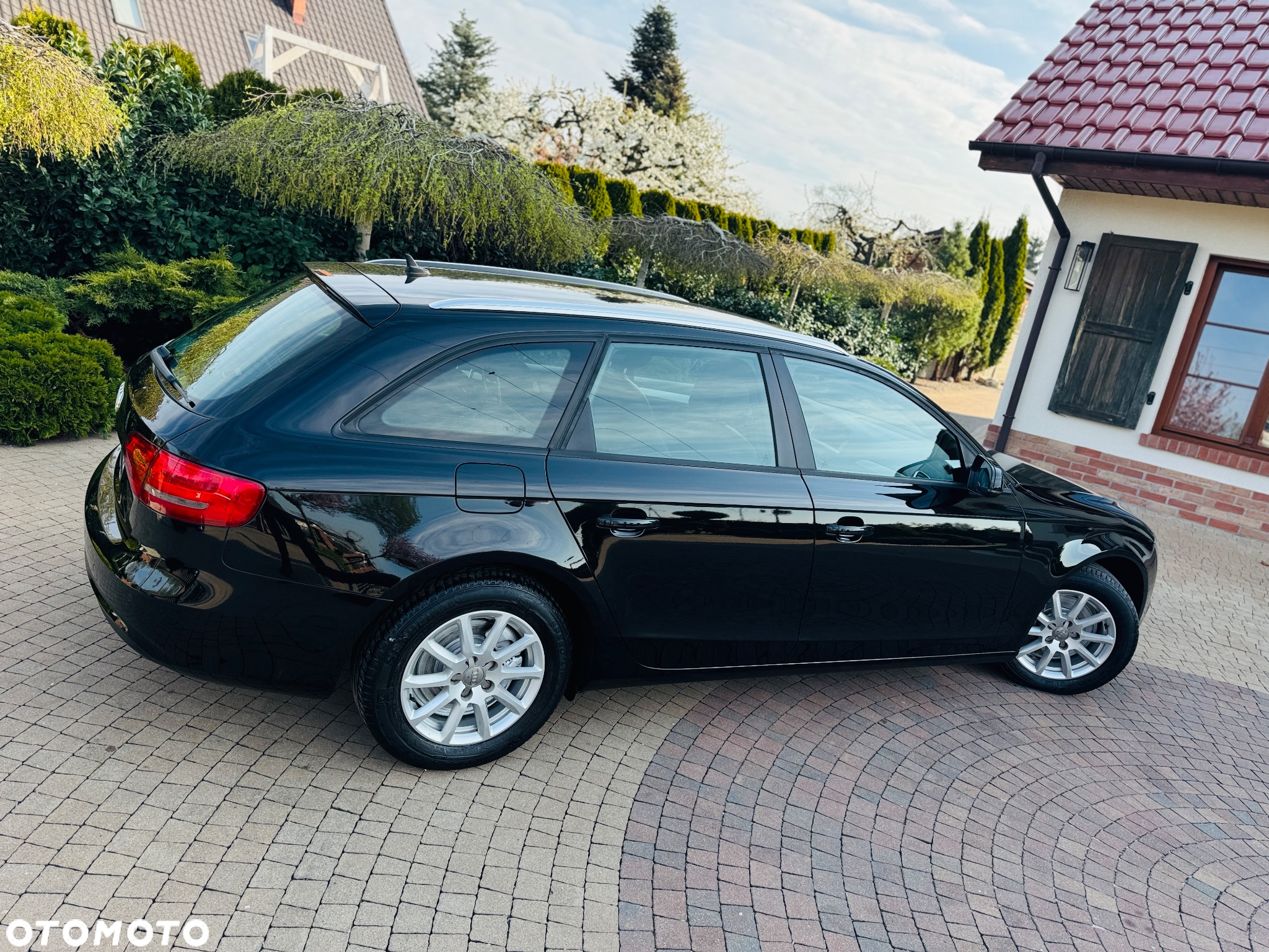 Audi A4 Avant 2.0 TDI DPF multitronic S line Sportpaket - 12