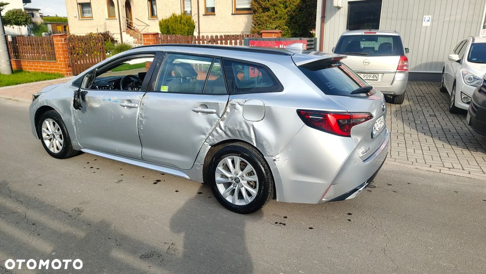 Toyota Corolla 2.0 Hybrid Style - 3