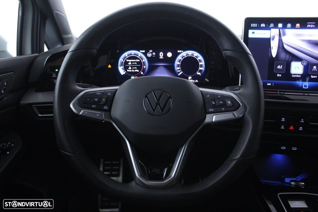 VW Golf Variant 1.5 eTSI R-Line DSG - 19