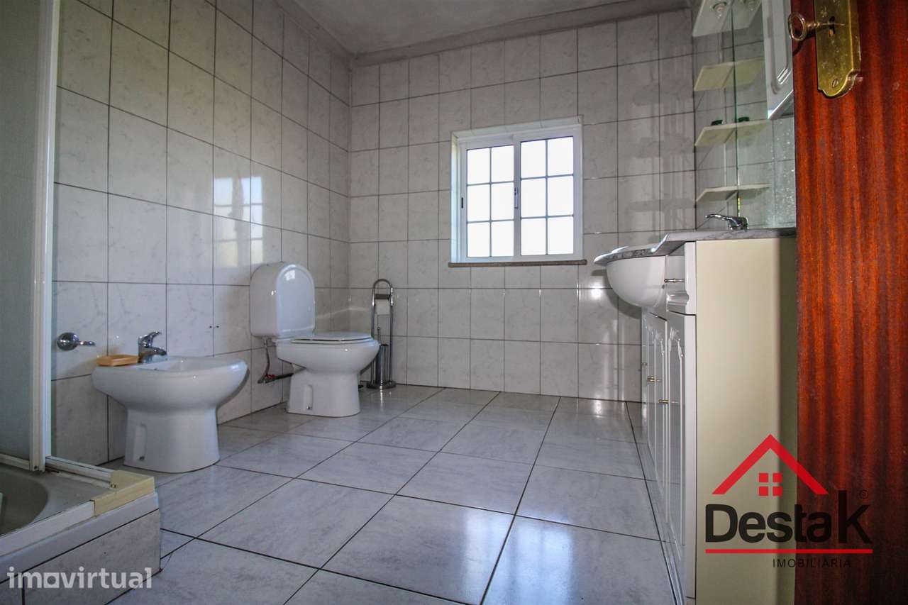 Quinta para venda na Lufinha, Ribafeita composta por duas moradias e u - Grande imagem: 3/21