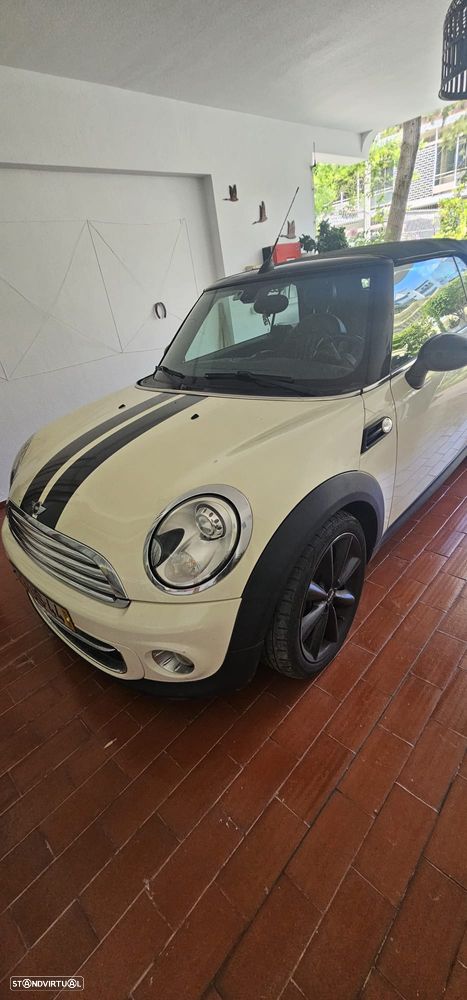MINI Cabrio - 7
