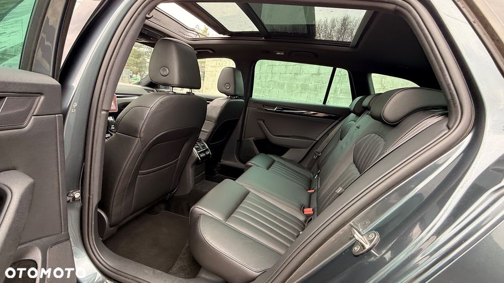 Skoda Superb 2.0 TDI 4x4 DSG L&K - 33