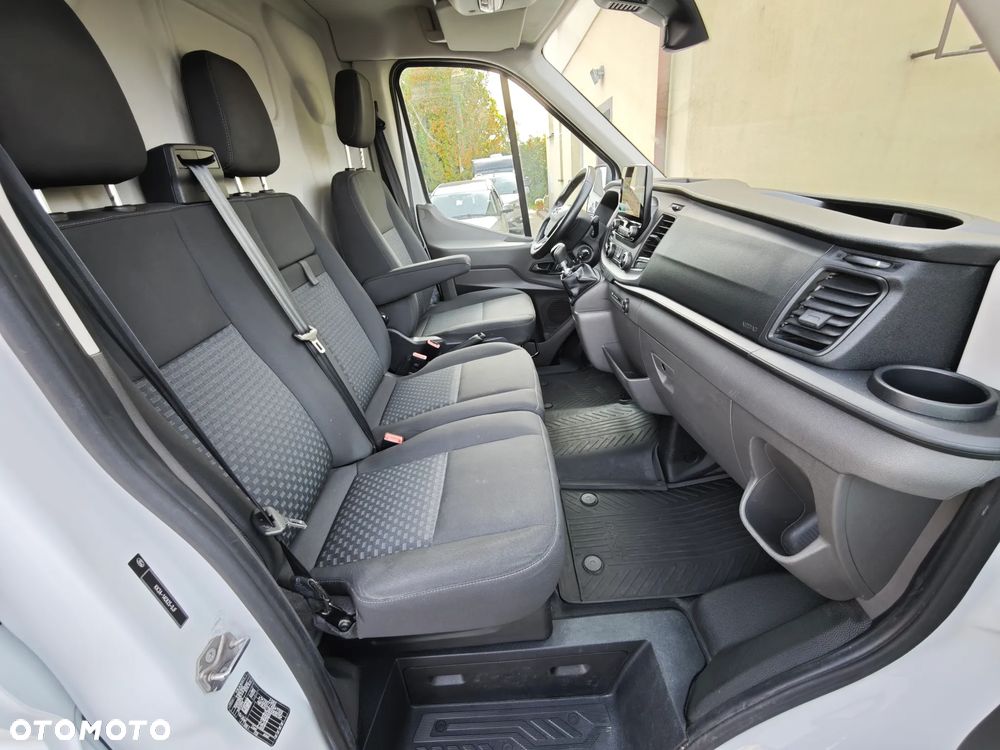 Ford Transit - 22