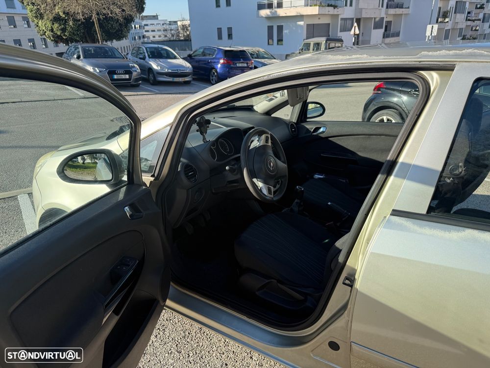 Opel Corsa 1.2 Enjoy - 9