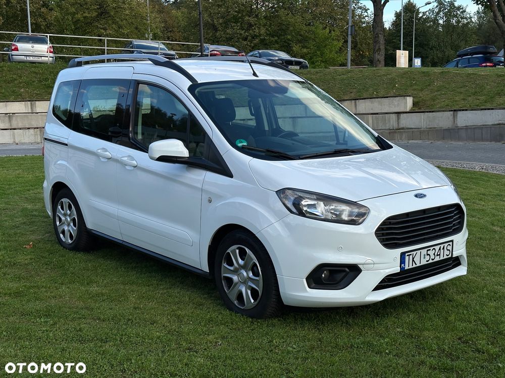 Ford Tourneo Courier - 1