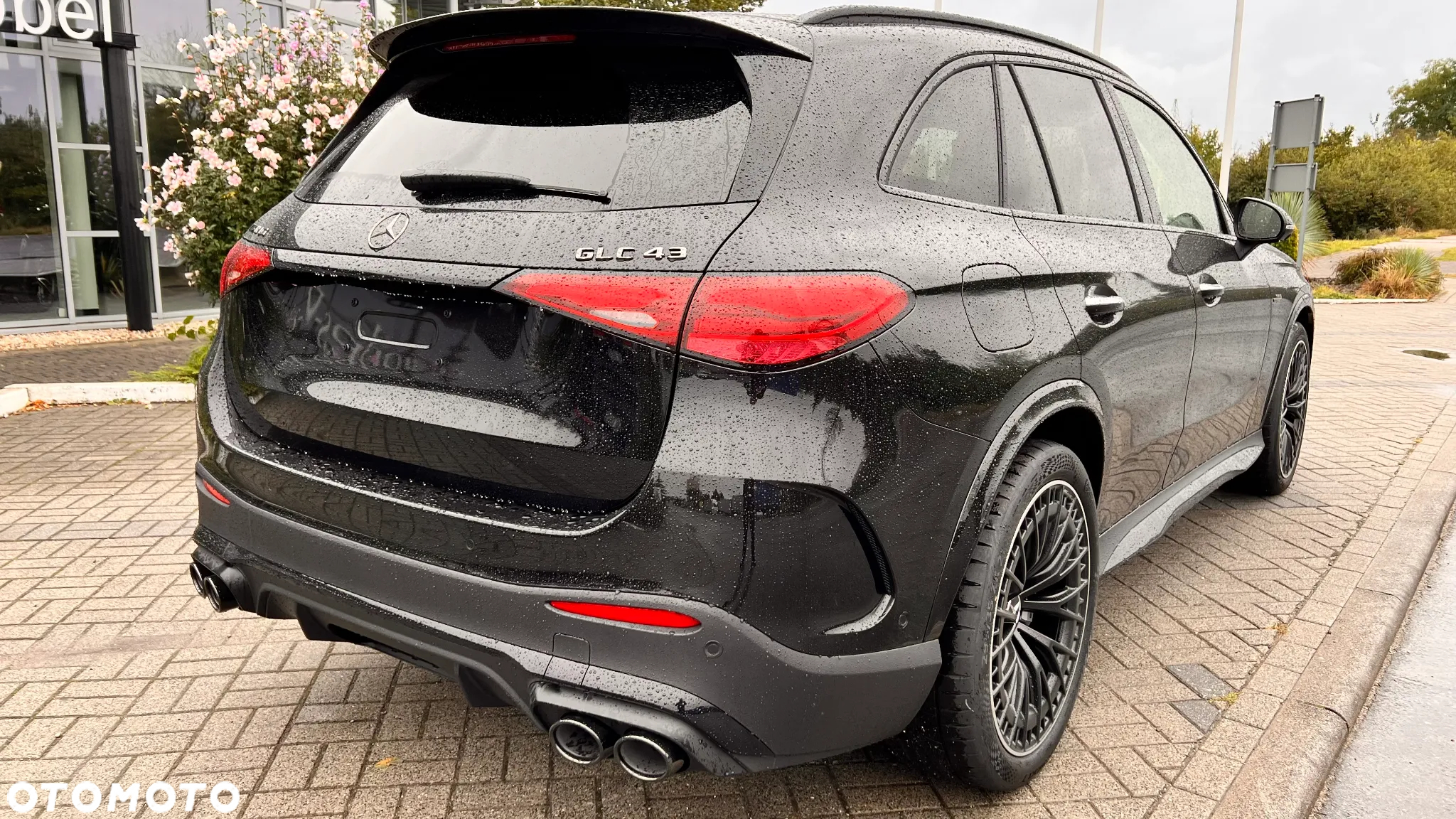 Mercedes-Benz GLC - 22