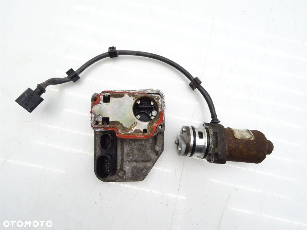 Sterownik haldex pompka reduktora tył mostu 5wp33523-01 audi tt 8j - 5