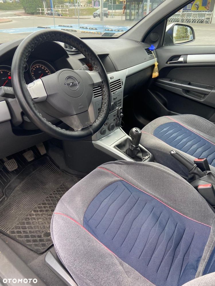 Opel Astra - 11