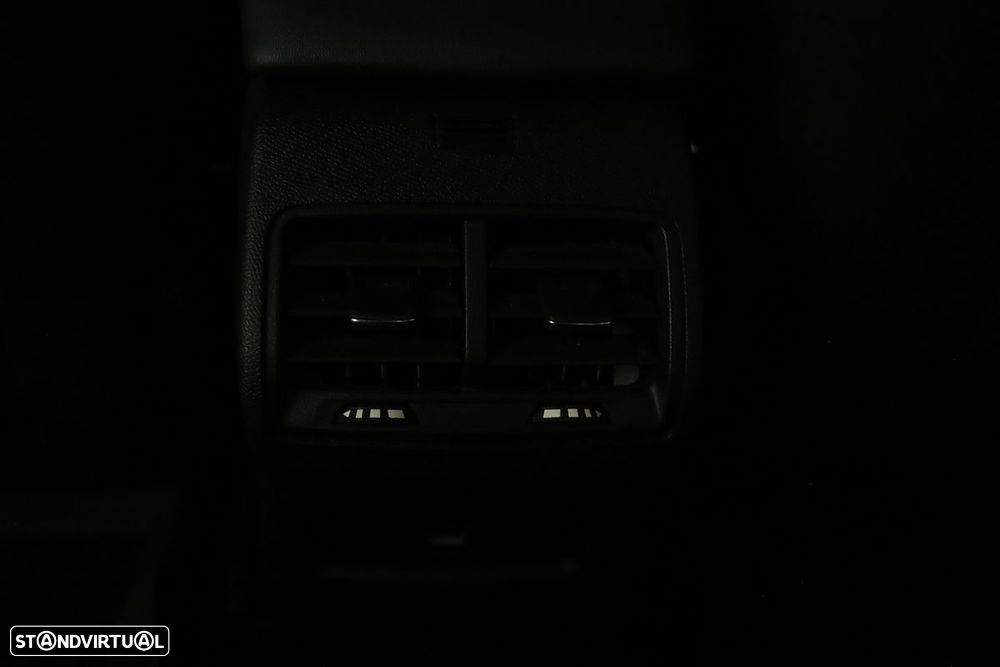 Citroën C4 1.2 PureTech Max - 21