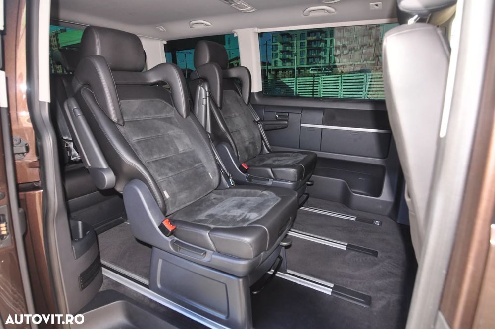 Volkswagen Multivan - 13