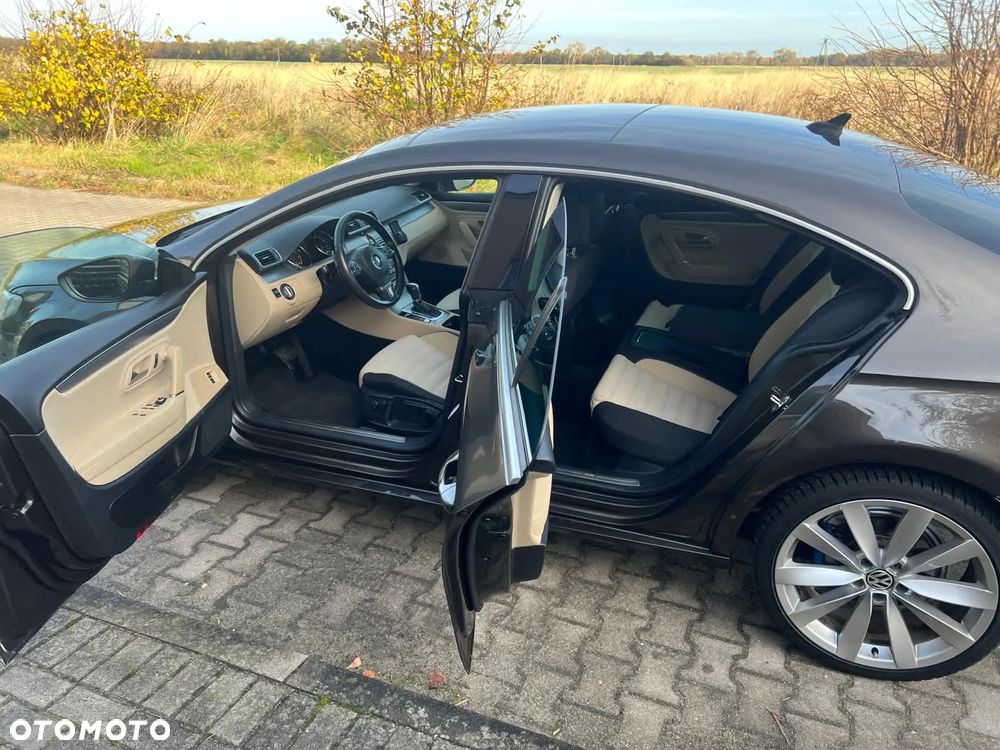 Volkswagen Passat CC - 26