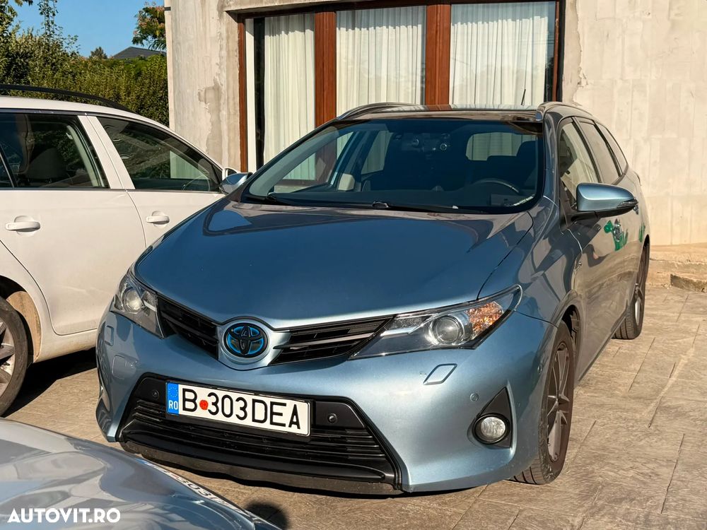 Toyota Auris - 2