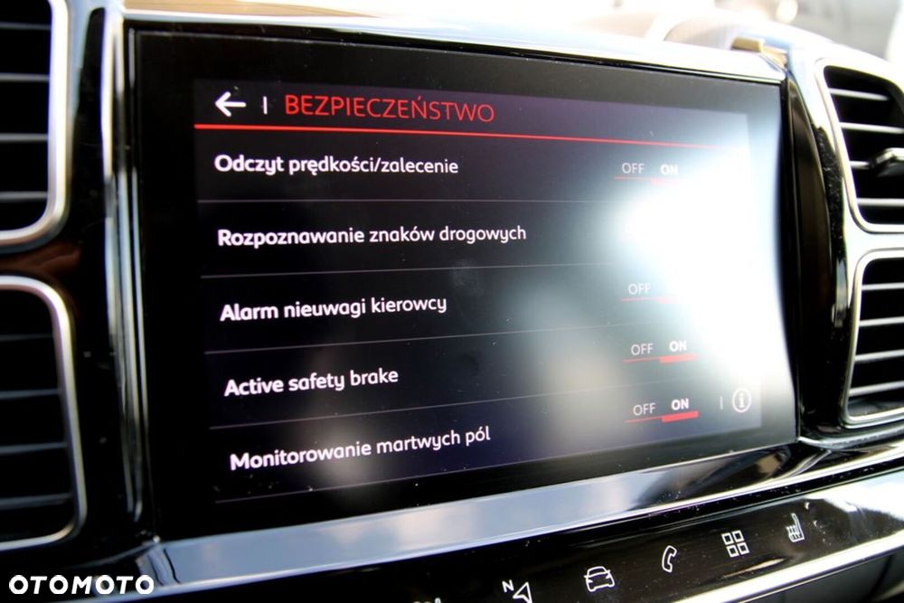 Citroën C5 Aircross 1.2 PureTech Shine EAT8 - 24