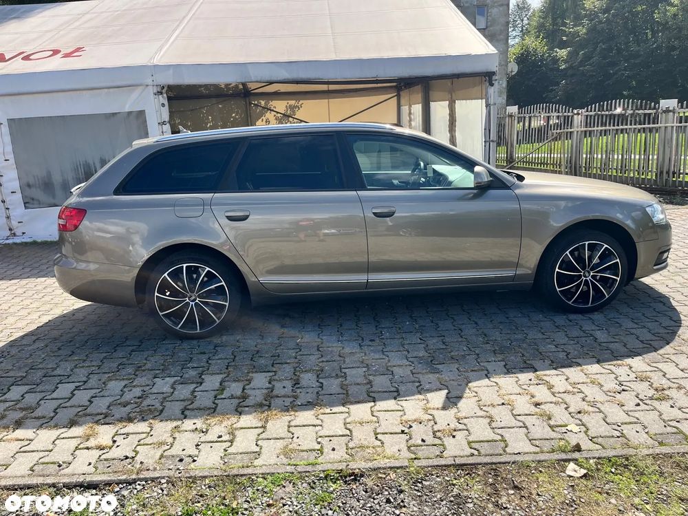 Audi A6 Avant - 15