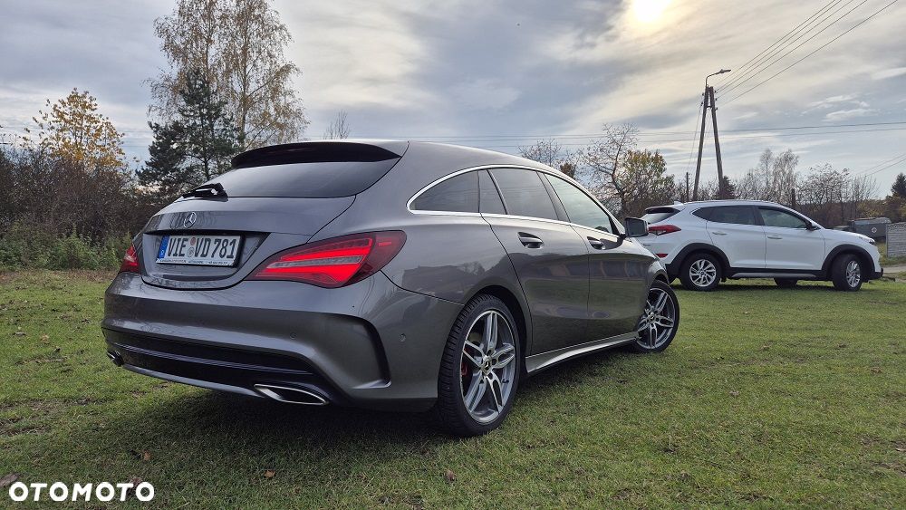 Mercedes-Benz CLA 180 7G-DCT AMG Line - 2