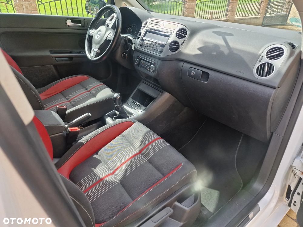 Volkswagen Golf Plus - 9