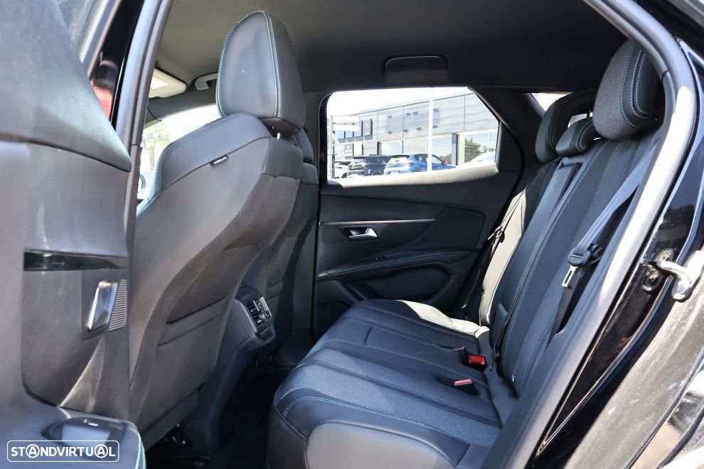 Peugeot 3008 1.6 Hybrid Allure Pack e-EAT8 - 17