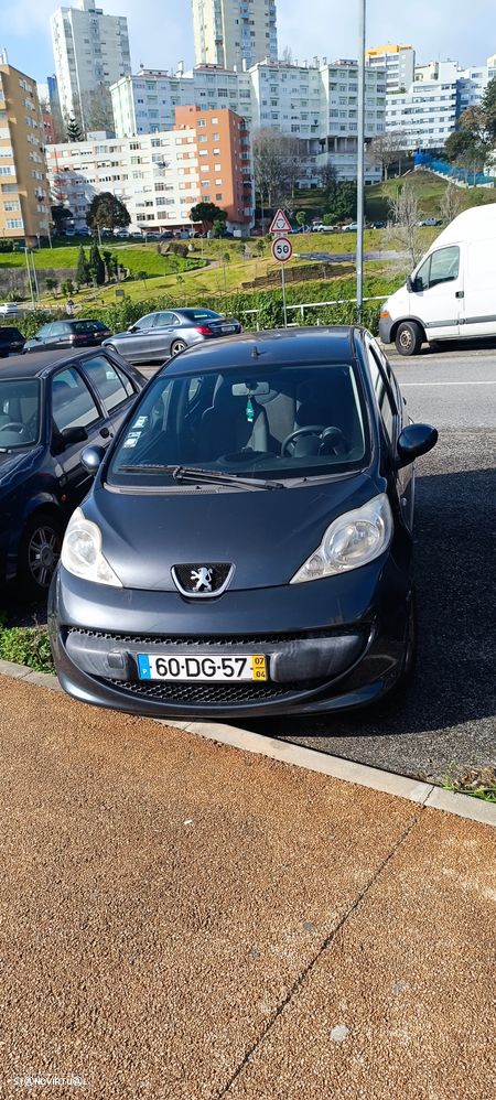 Peugeot 107 1.0 Trendy - 3