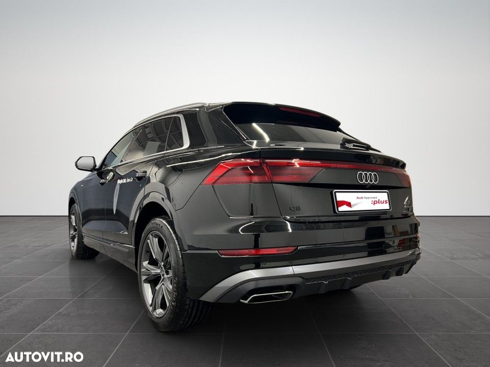 Audi Q8 - 4