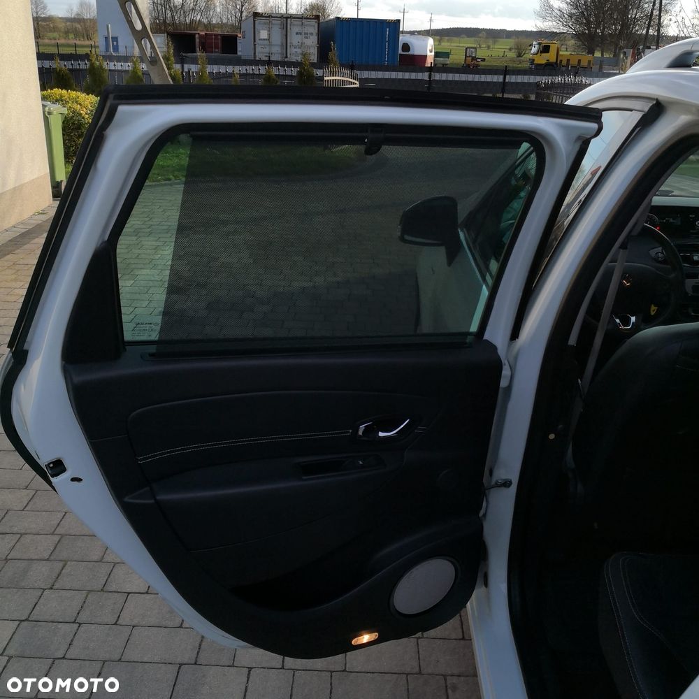 Renault Scenic Energy TCe 130 S&S Bose Edition - 16