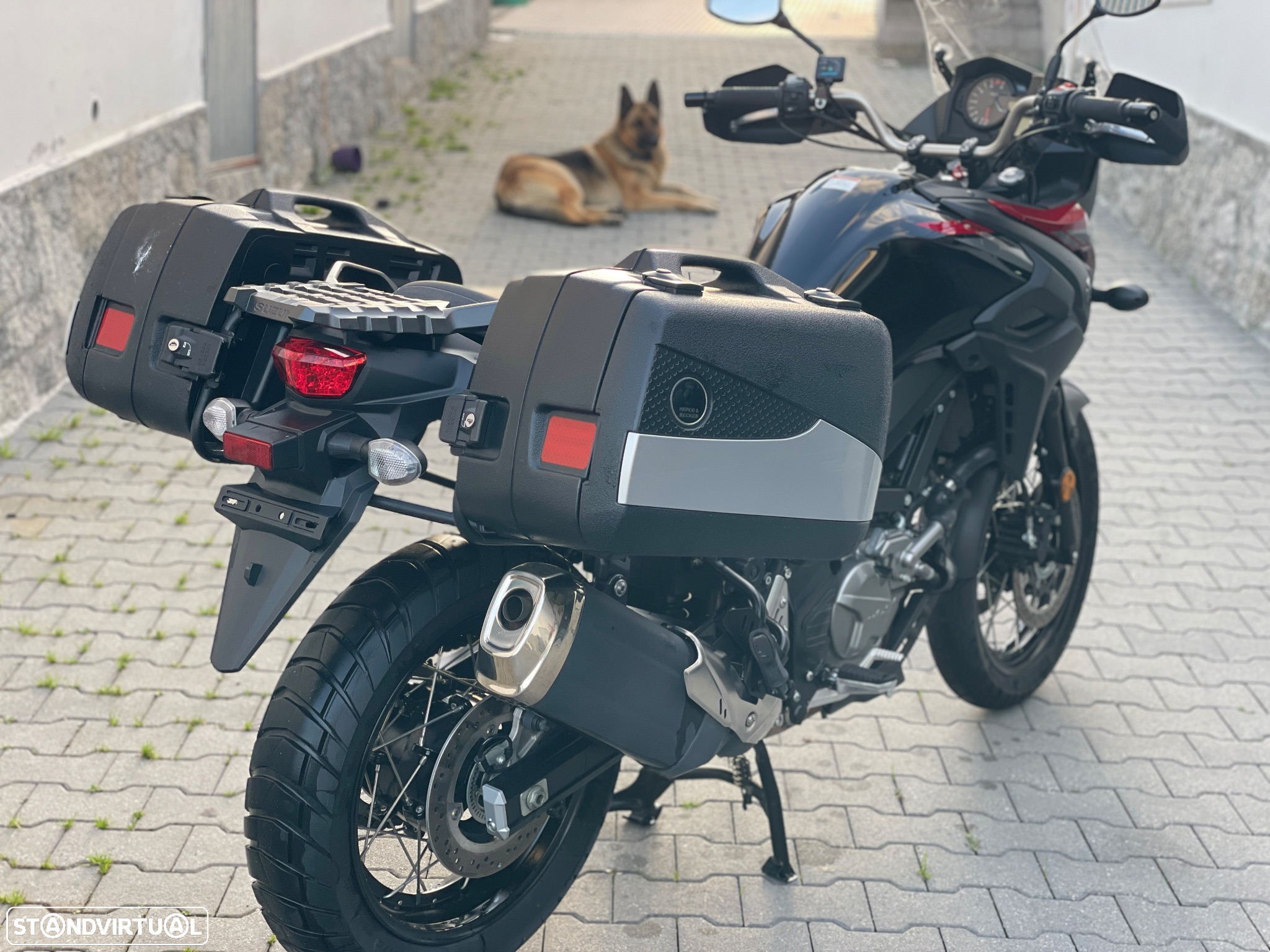Suzuki DL V-Strom 650XT - 9