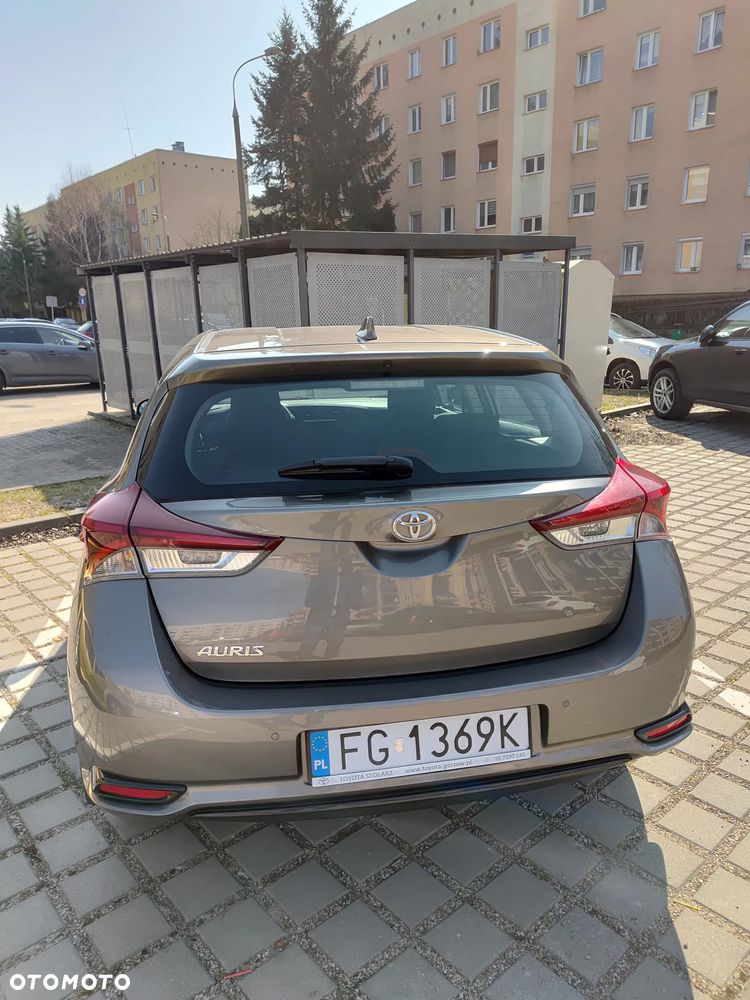Toyota Auris 1.33 VVT-i Active - 4