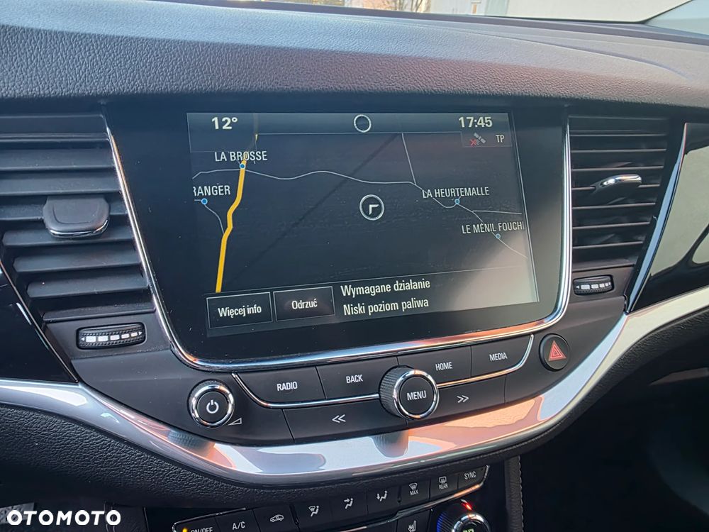 Opel Astra 1.4 Turbo Innovation - 19