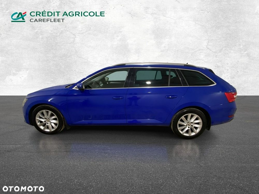 Skoda Superb 2.0 TDI SCR Ambition DSG - 9