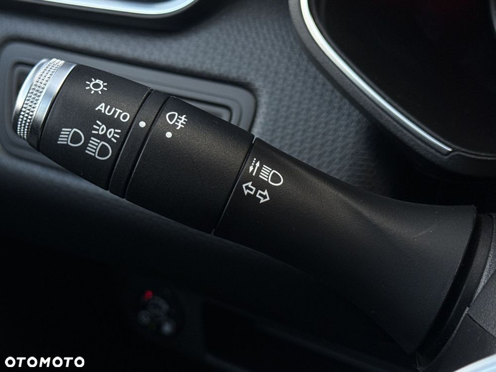 Renault Clio - 27