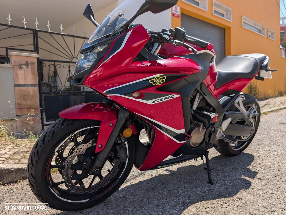 Honda CBR CBR650F - 11