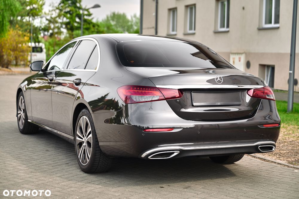 Mercedes-Benz Klasa E 220 d 9G-TRONIC - 8