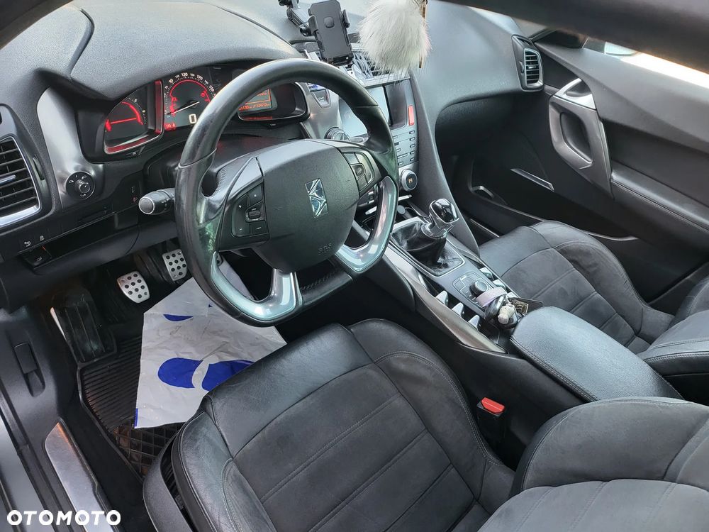 Citroën DS5 HDi 165 Business - 18