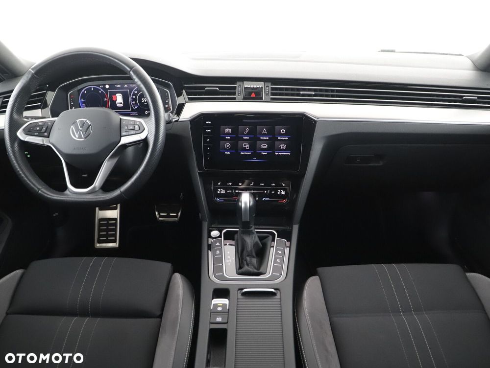 Volkswagen Passat Alltrack - 11