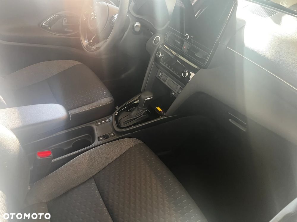 Toyota Yaris Cross - 8