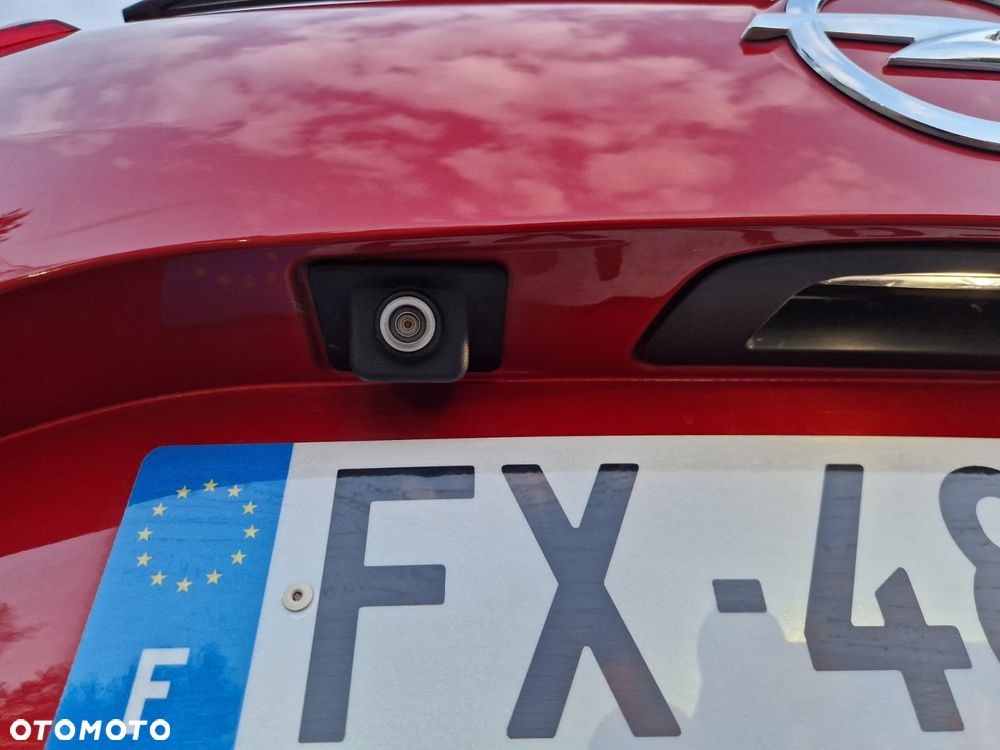 Opel Crossland X 1.2 T Design Line S&S - 17