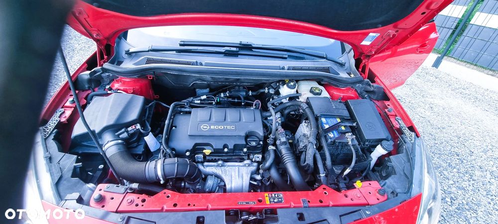 Opel Astra 1.4 Turbo Edition - 15