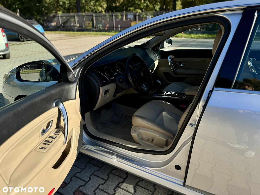 Renault Latitude 2.0 dCi Privilege - 10