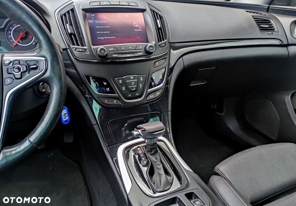 Opel Insignia - 21