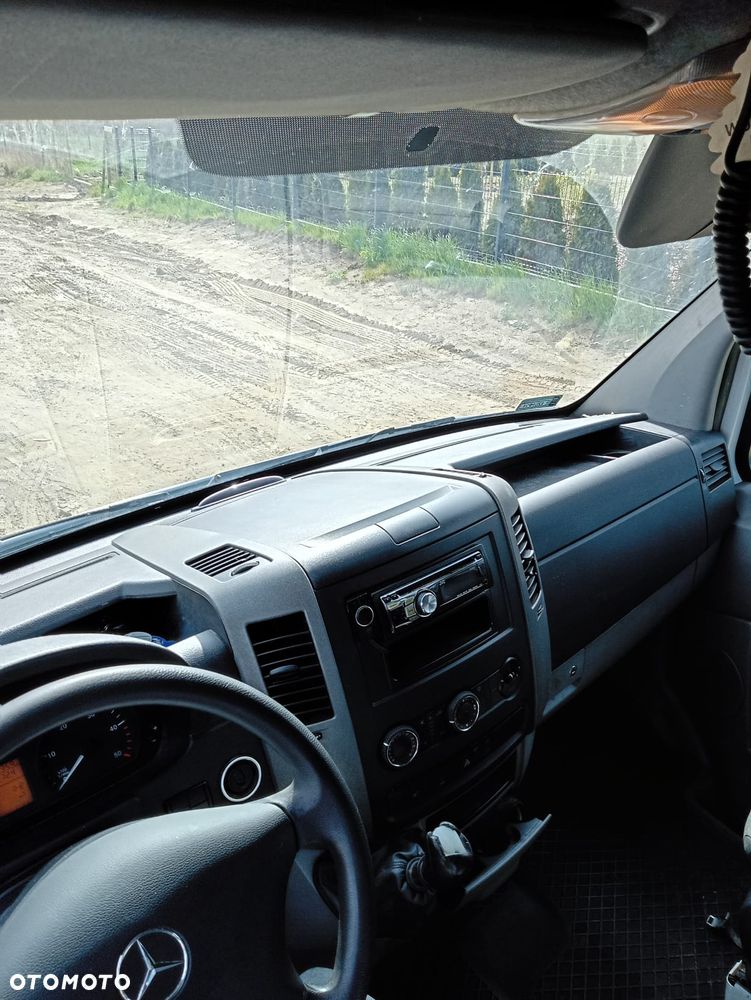 Mercedes-Benz Sprinter - 9