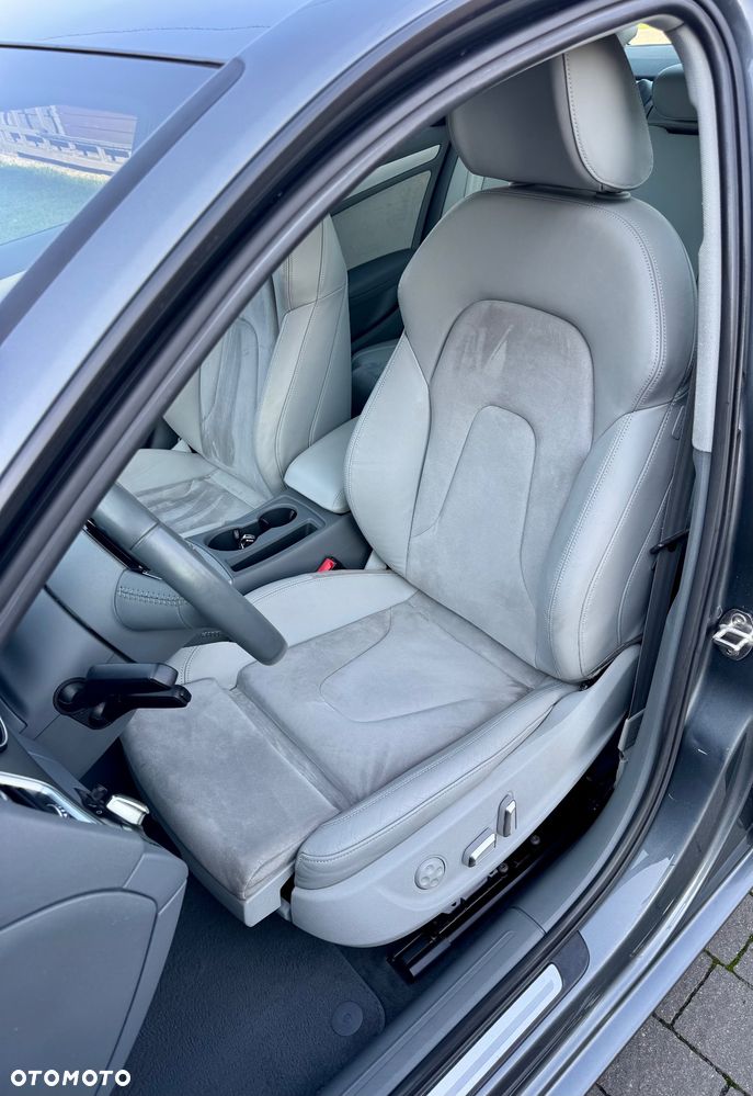 Audi A4 Limousine 2.0 TDI DPF quattro S tronic Attraction - 18