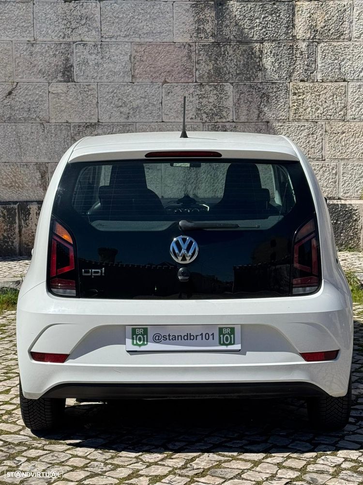 VW Up! street - 4